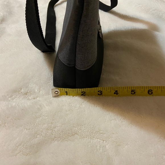 Handmade Crossbody Purse. - Picture 8 of 8